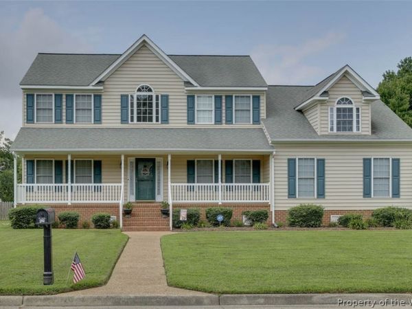 129 Bradley Drive, Yorktown, VA 23692