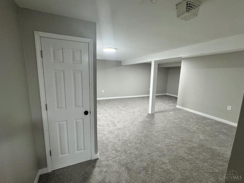 3657 Charfield Lane, Hamilton, OH 45011 Photo 32