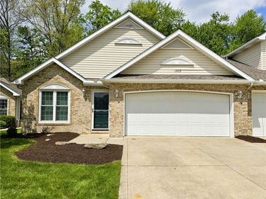 15672 Roxboro Drive, Middleburg Heights, OH 44130