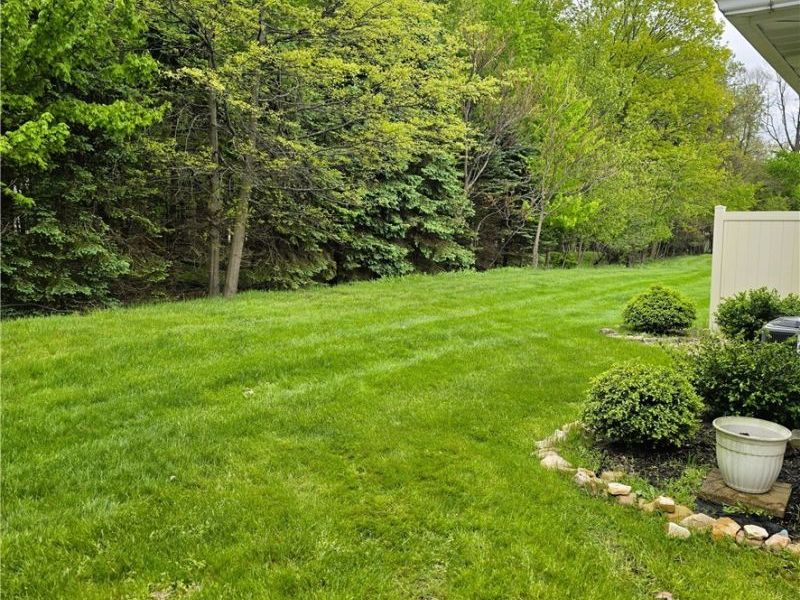 15672 Roxboro Drive , Middleburg Heights, OH 44130 Photo 19