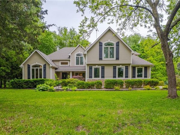 704 Folks Road, Lawrence, KS 66047