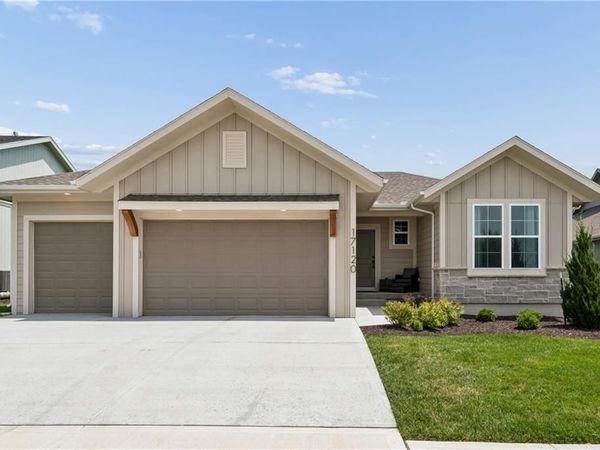 17120 W 168th Place, Olathe, KS 66062