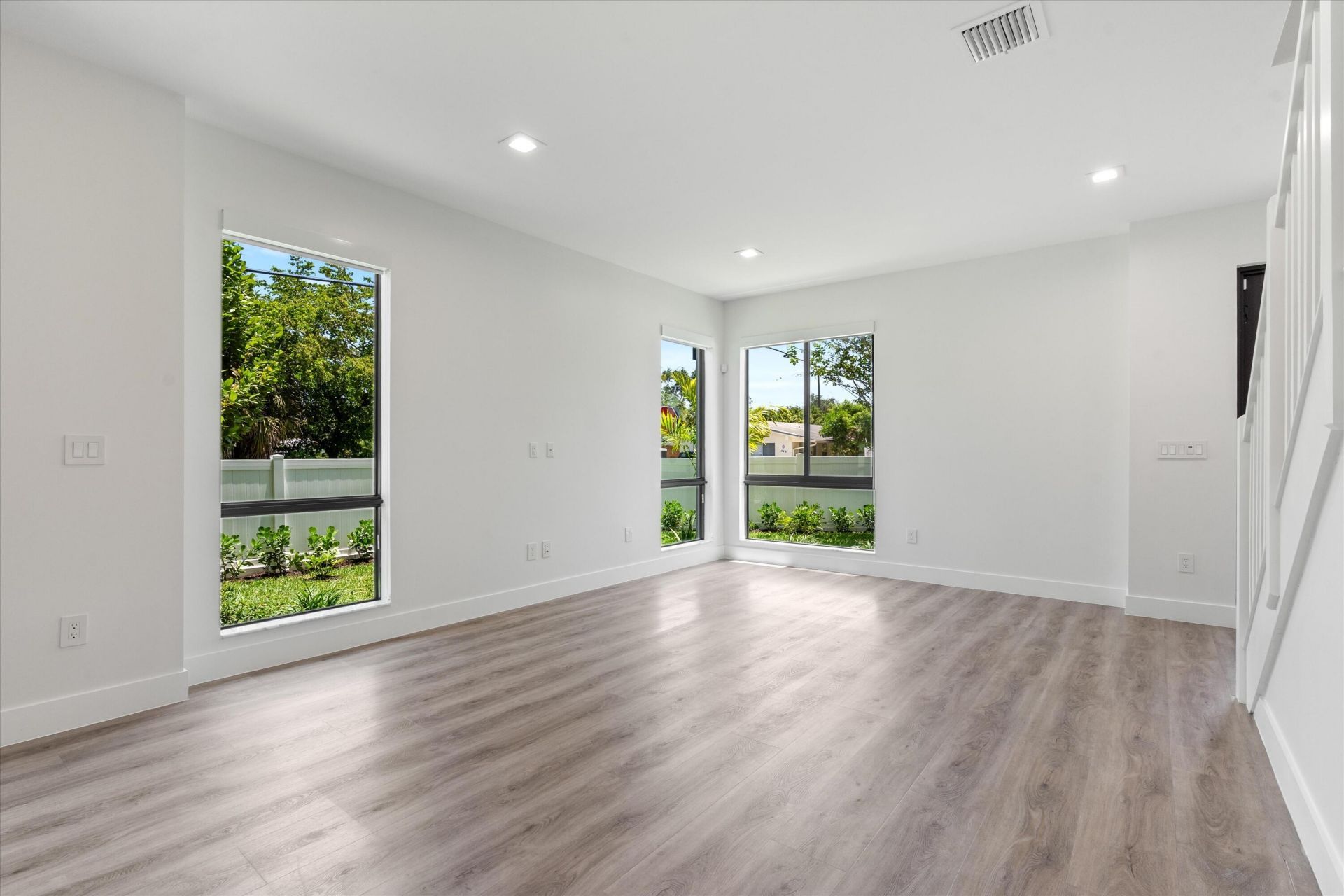 341 SW 16th Court, Fort Lauderdale, FL 33315 Photo