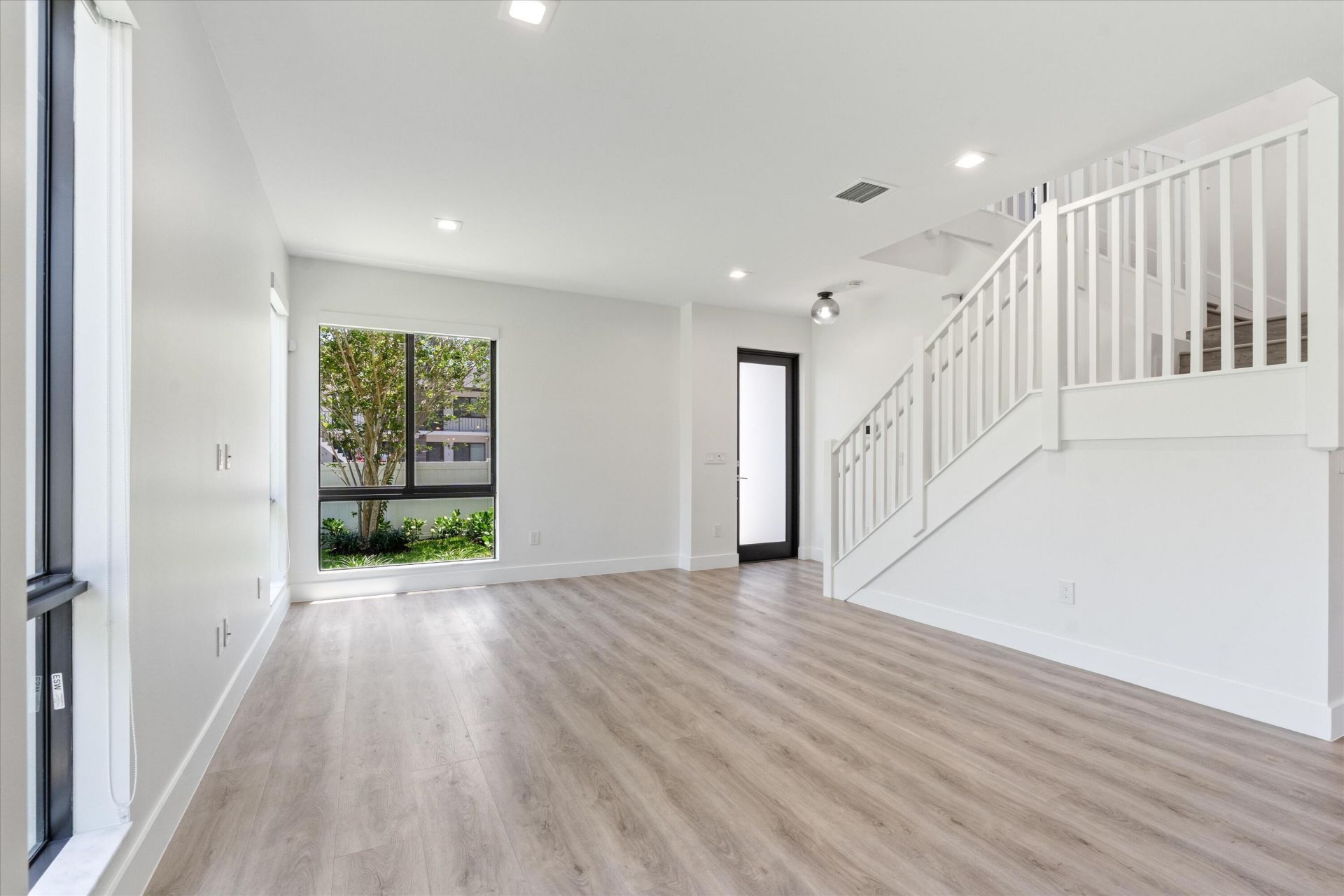 341 SW 16th Court, Fort Lauderdale, FL 33315 Photo