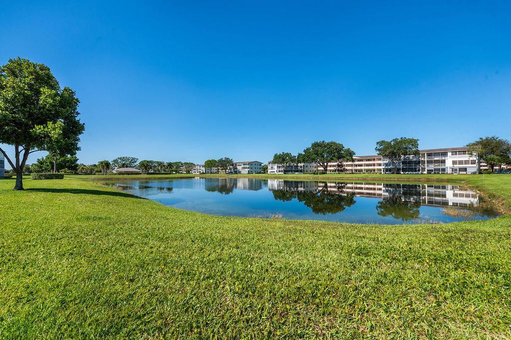 301 Preston H, Unit 301, Boca Raton, FL 33434 Photo