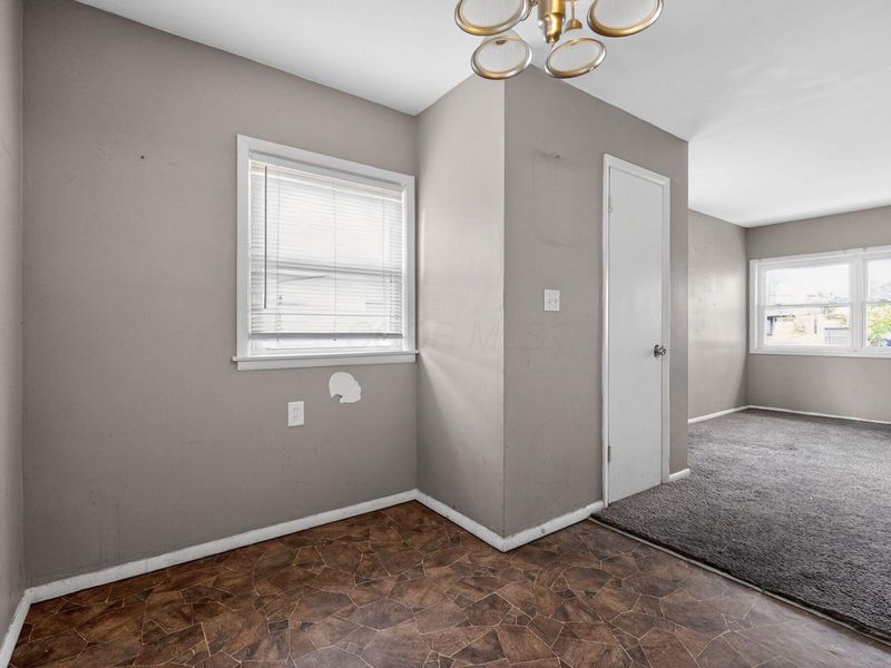 679 Savannah Drive , Columbus, OH 43228 Photo 5