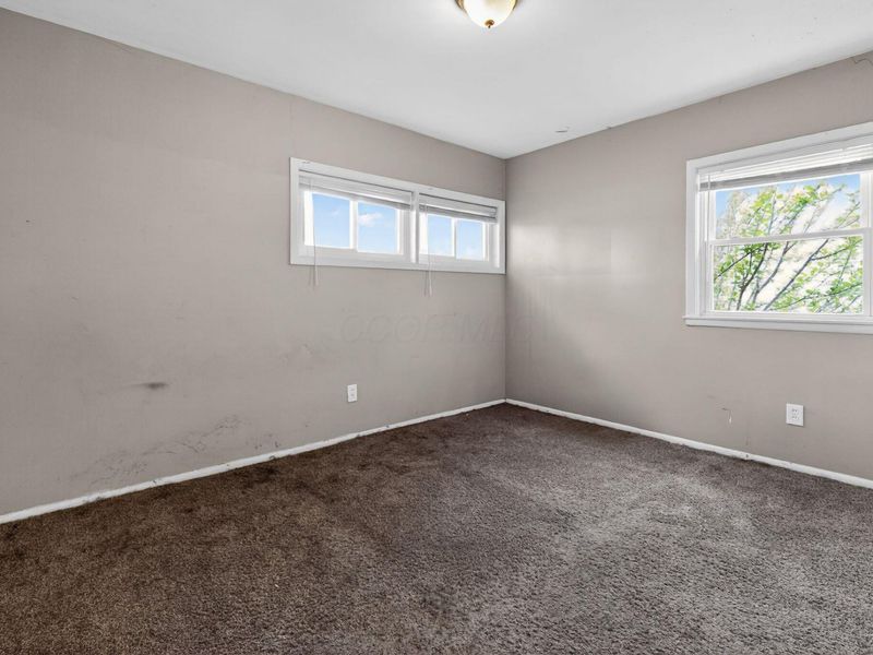 679 Savannah Drive , Columbus, OH 43228 Photo 7