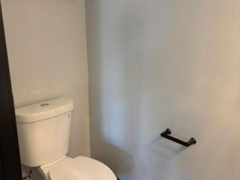 2542 Fairwood Avenue, Columbus, OH 43207 Photo 12
