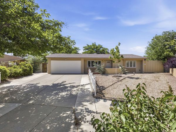 12109 Baronet Place NE, Albuquerque, NM 87123