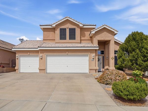 4203 Caprock Road NW, Albuquerque, NM 87114