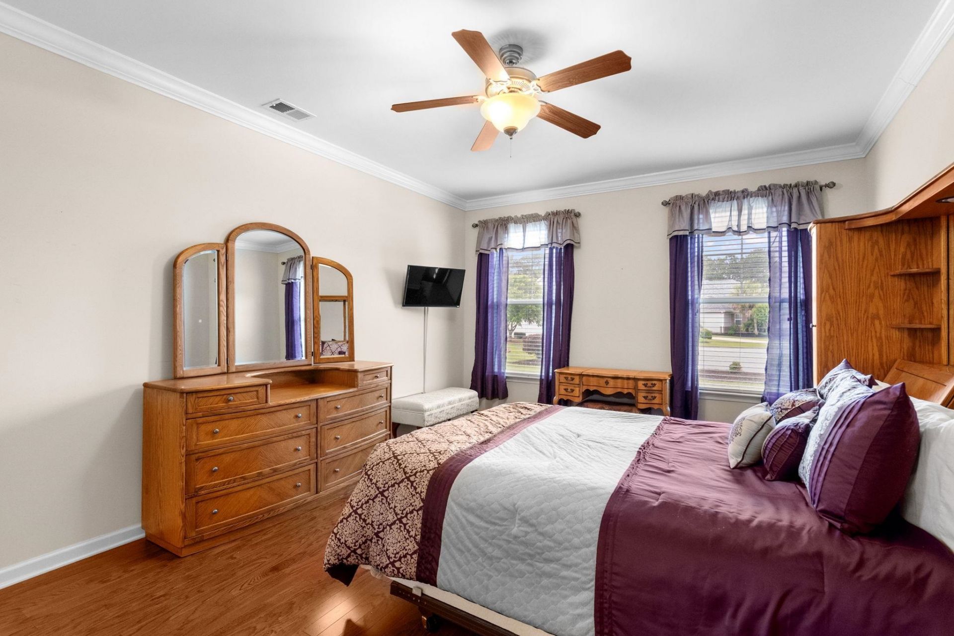 710 Pickering Dr. Photo 31