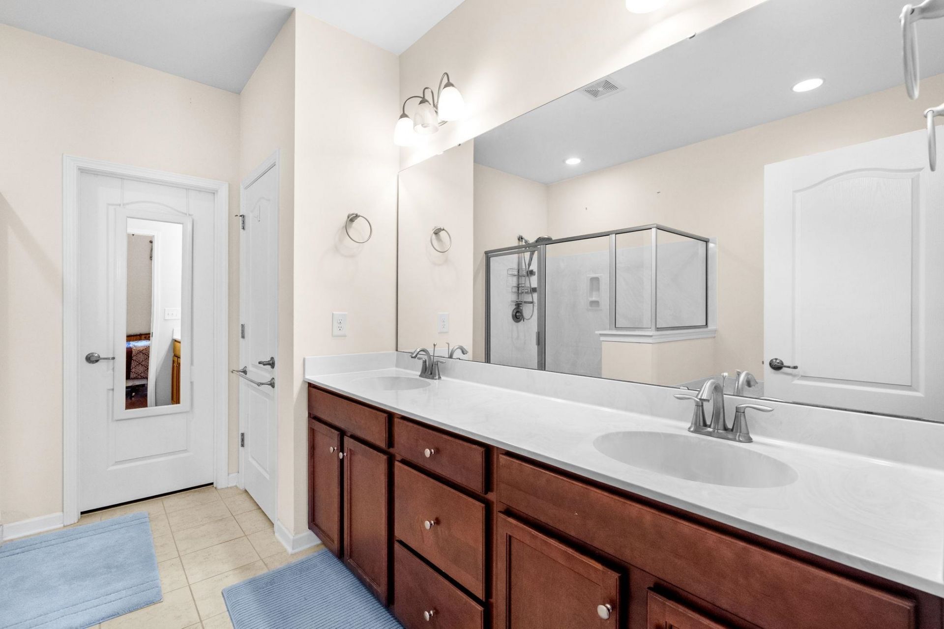 710 Pickering Dr. Photo 33
