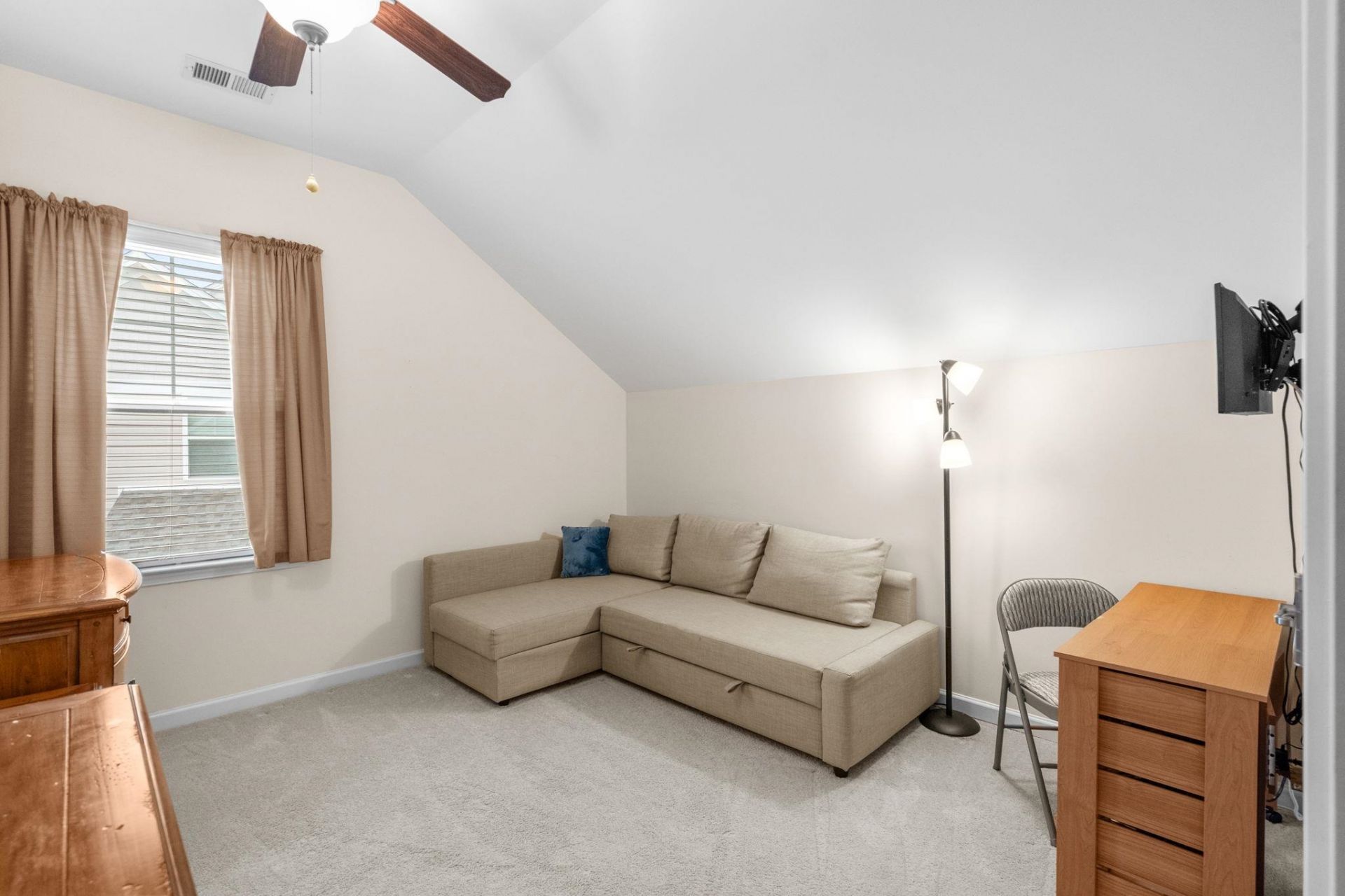 710 Pickering Dr. Photo 38