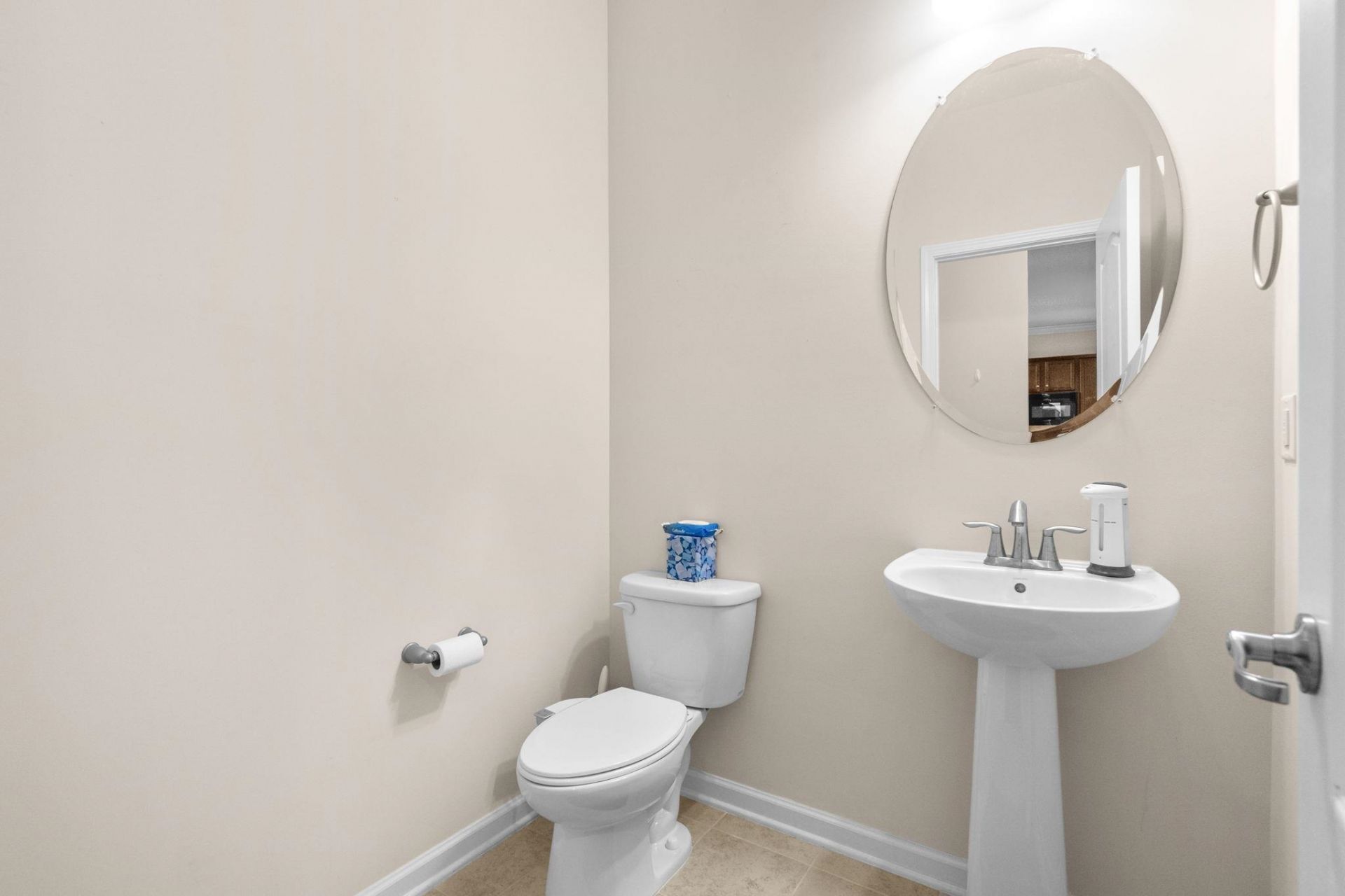 710 Pickering Dr. Photo 43