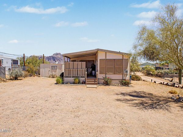 479 N CACTUS Road, Apache Junction, AZ 85119