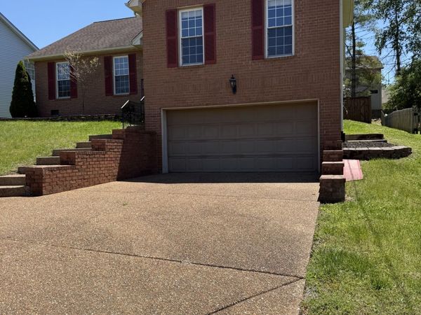 6113 Bradford Hills Dr , Nashville, TN 37211