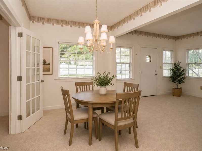 215 Lake Avenue NE, Hartville, OH 44632 Photo 11