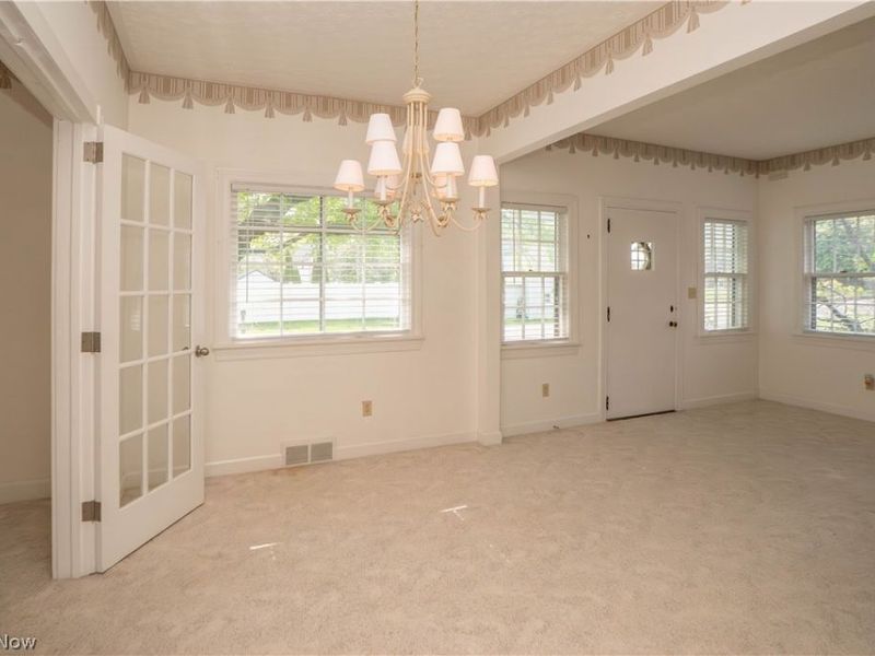215 Lake Avenue NE, Hartville, OH 44632 Photo 12