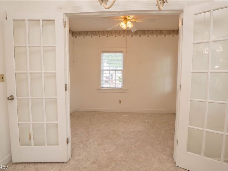 215 Lake Avenue NE, Hartville, OH 44632 Photo 13