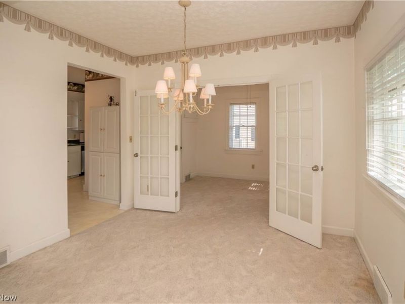 215 Lake Avenue NE, Hartville, OH 44632 Photo 17