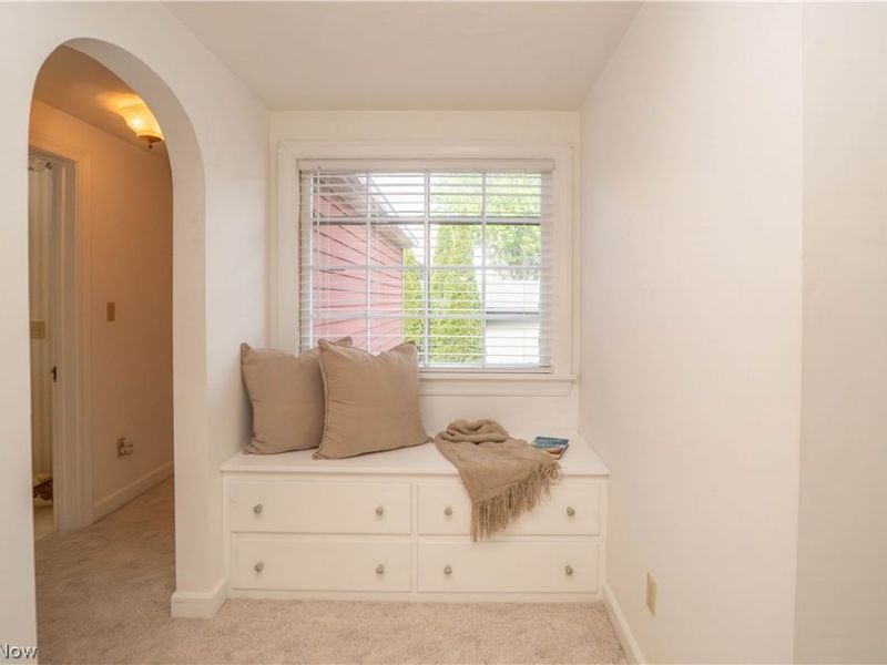 215 Lake Avenue NE, Hartville, OH 44632 Photo 18
