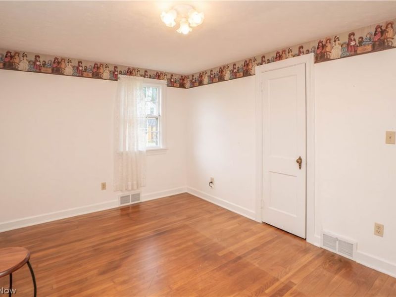215 Lake Avenue NE, Hartville, OH 44632 Photo 30