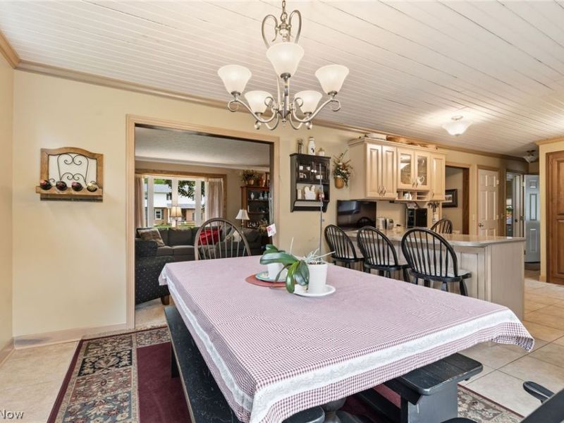 5133 Seaview Circle NW, Canton, OH 44708 Photo 9