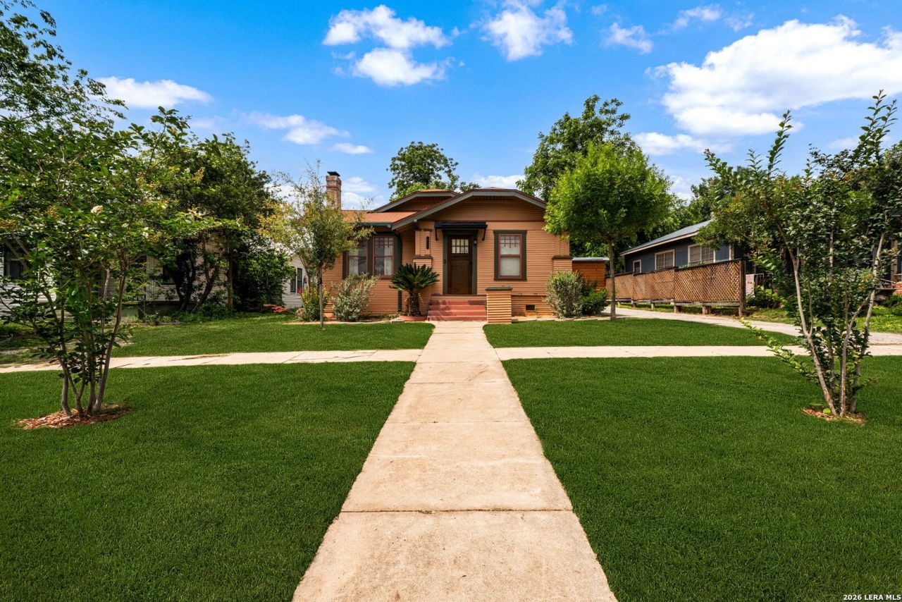 623 W Mulberry Ave, San Antonio, TX 78212 Main Photo