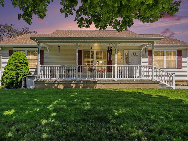 8223 Calvin Road, Battle Creek, MI 49017
