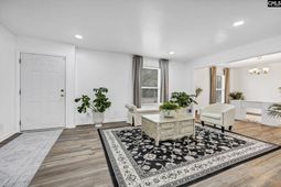 2927 Cranbrook Lane  photo 4