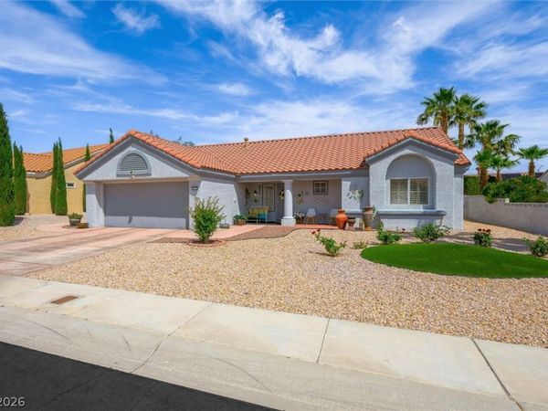8900 Stoney Point Drive , Las Vegas, NV 89134