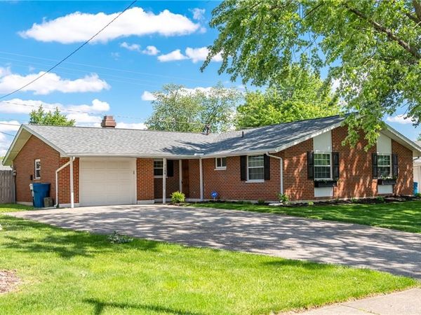 7148 Troy Pike, Huber Heights, OH 45424