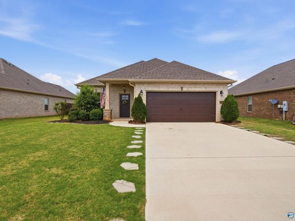 17435 Fieldway Circle, Harvest, AL 35749