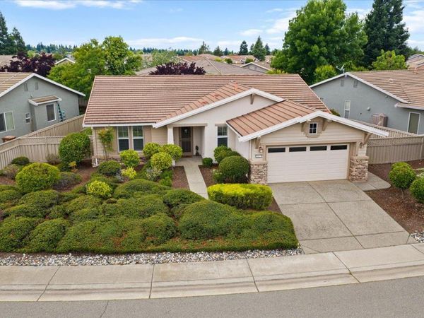 1017 Longhorn Ln, Lincoln, CA 95648