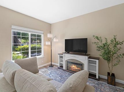 4200 E Commerce Way #2414, Unit 2414, Sacramento, CA 95834 Photo
