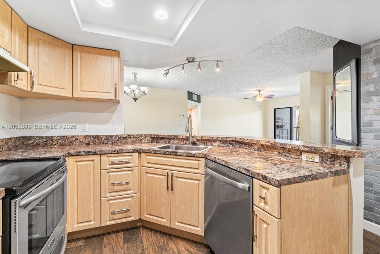 9088 W Atlantic Blvd, Unit 527, Coral Springs, FL 33071 Photo