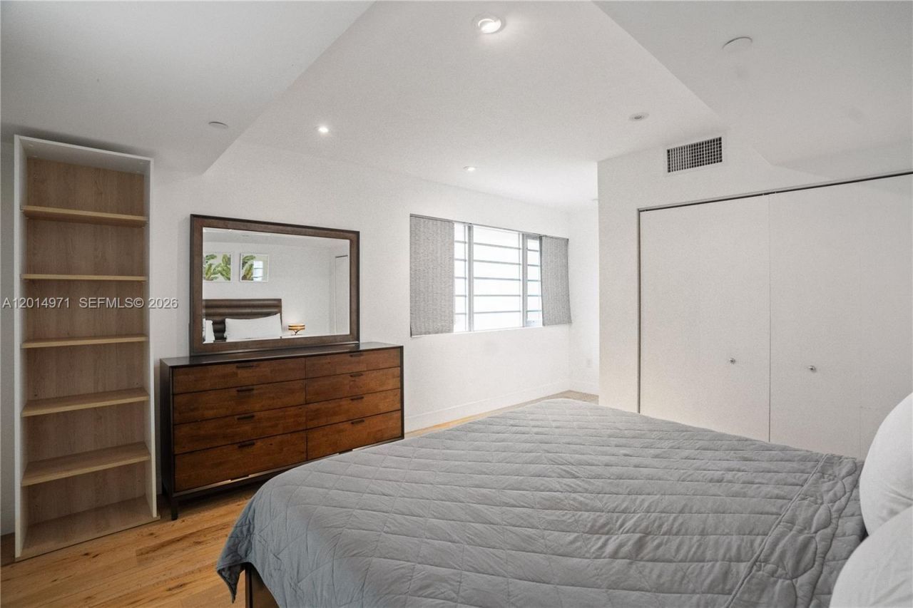 2130 Park Ave , Unit TH10, Miami Beach, FL 33139 Photo