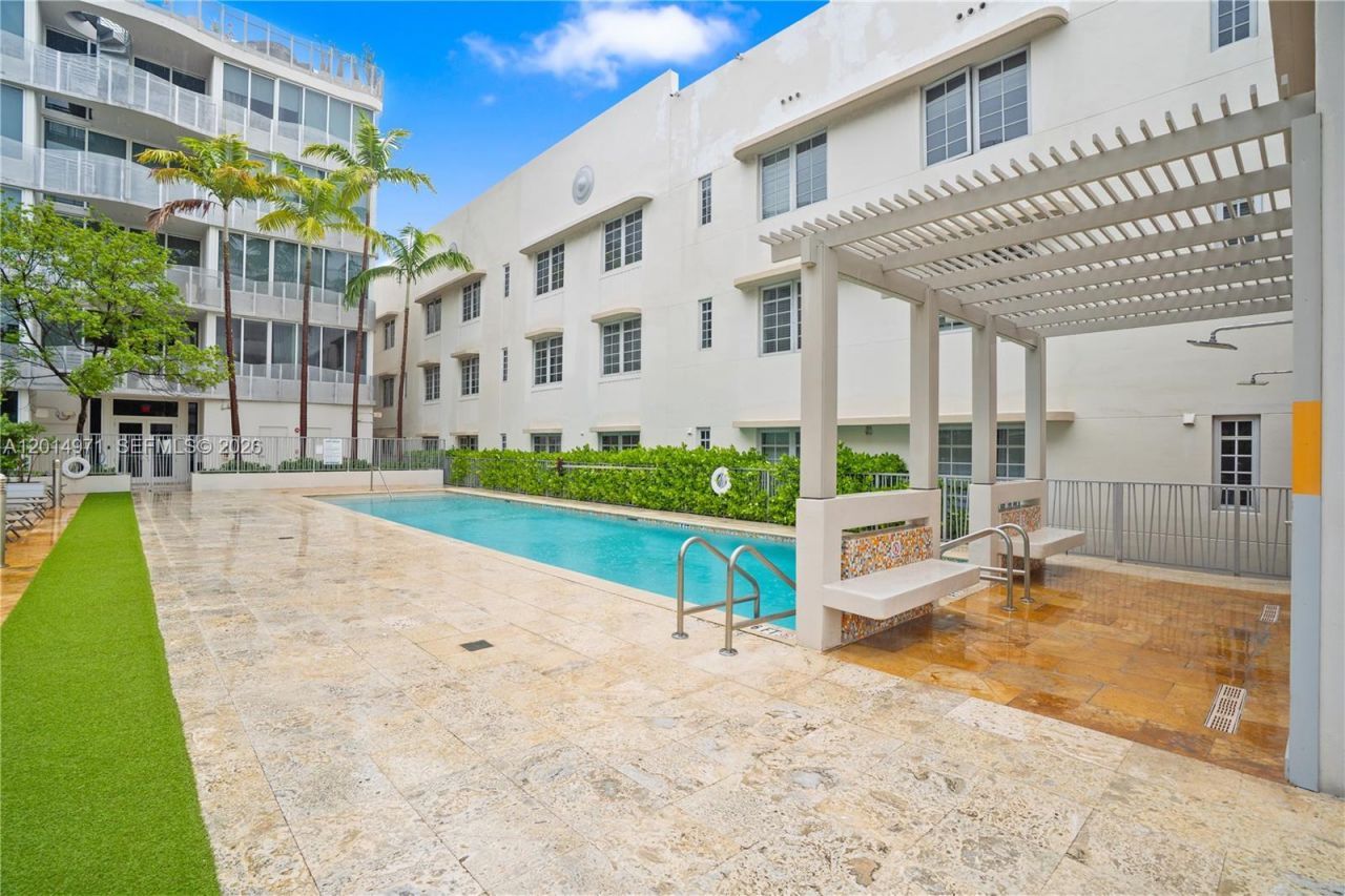 2130 Park Ave , Unit TH10, Miami Beach, FL 33139 Photo
