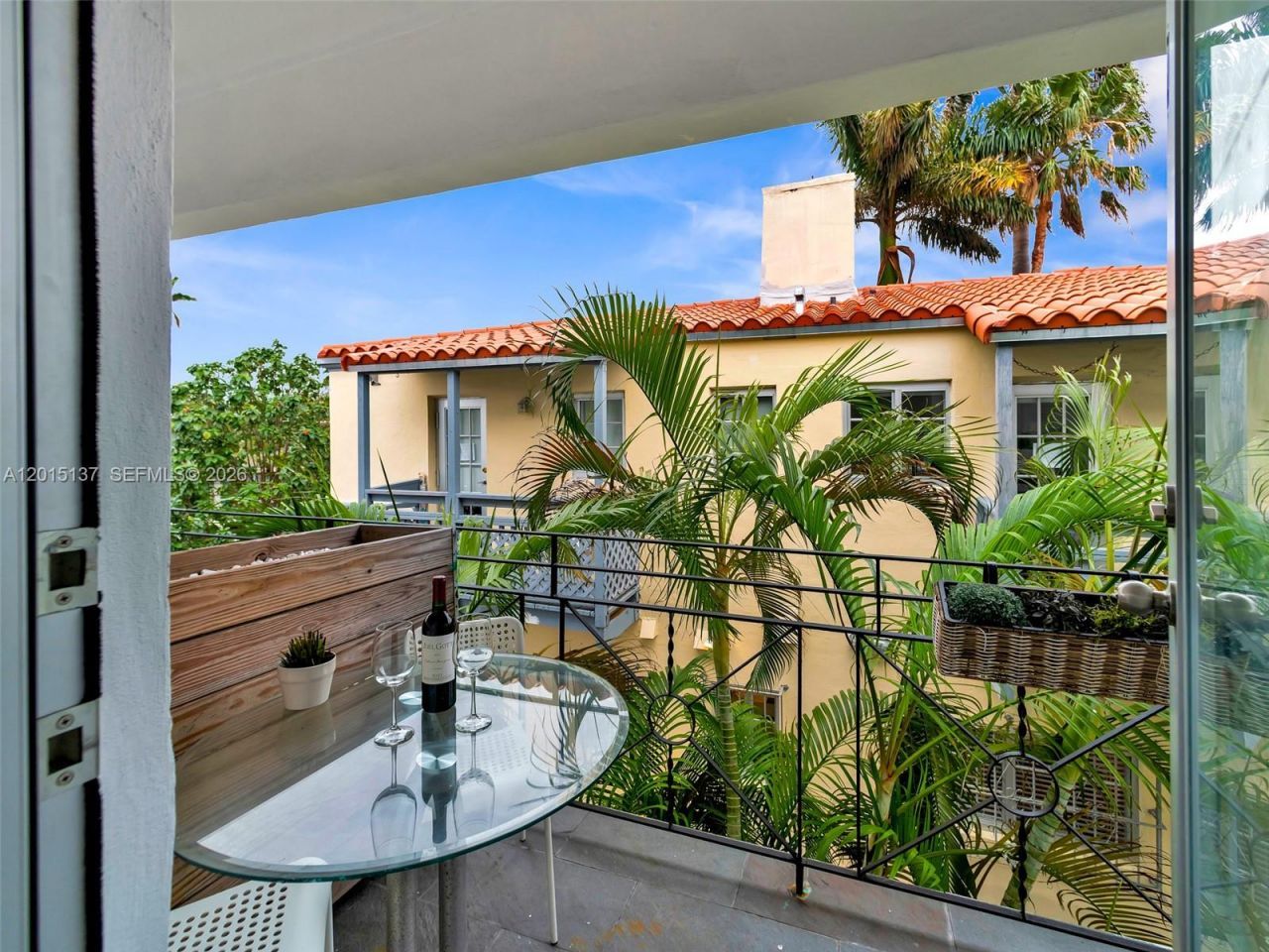 820 15th St , Unit 202, Miami Beach, FL 33139 Photo