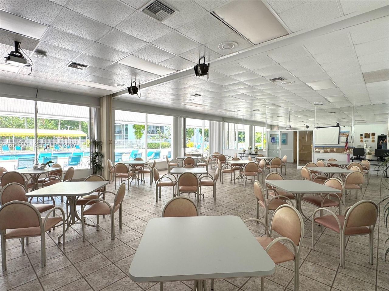 20400 W Country Club Dr, Unit 209, Aventura, FL 33180 Photo