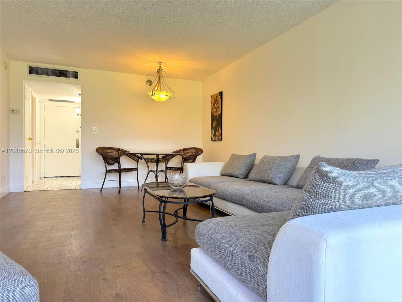 20400 W Country Club Dr, Unit 209, Aventura, FL 33180 Photo
