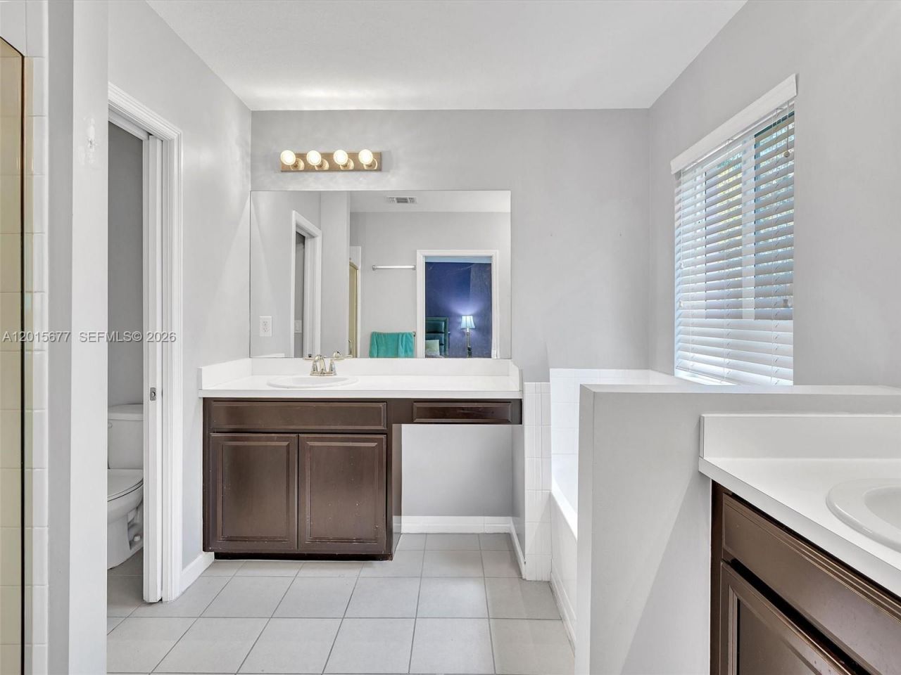 1410 NW 214th Ter, Miami Gardens, FL 33169 Photo