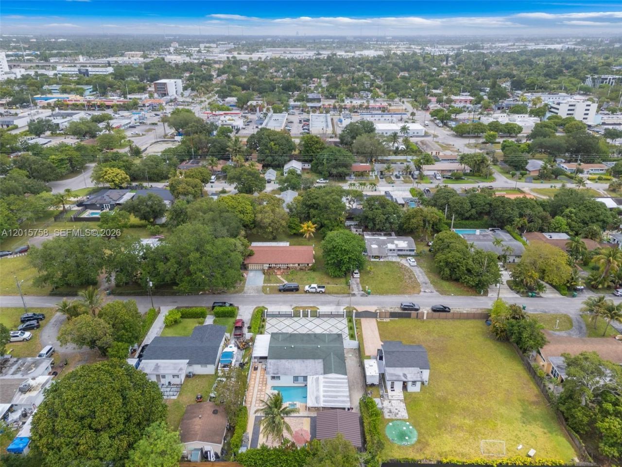 46 NE 164th St , Miami, FL 33162 Photo