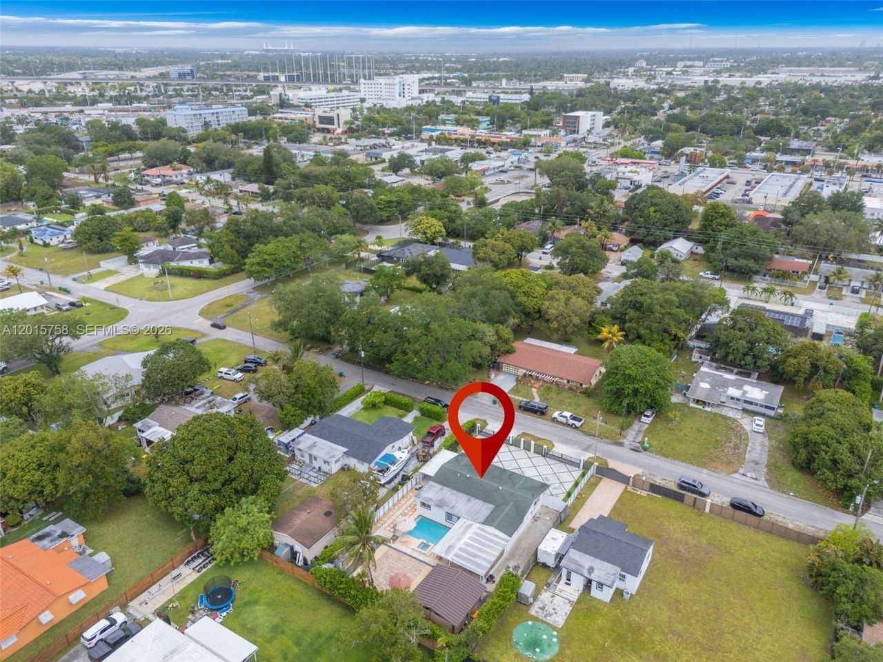46 NE 164th St , Miami, FL 33162 Photo