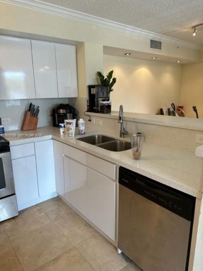 11155 SW 5th Pl, Unit 205, Pembroke Pines, FL 33025 Photo