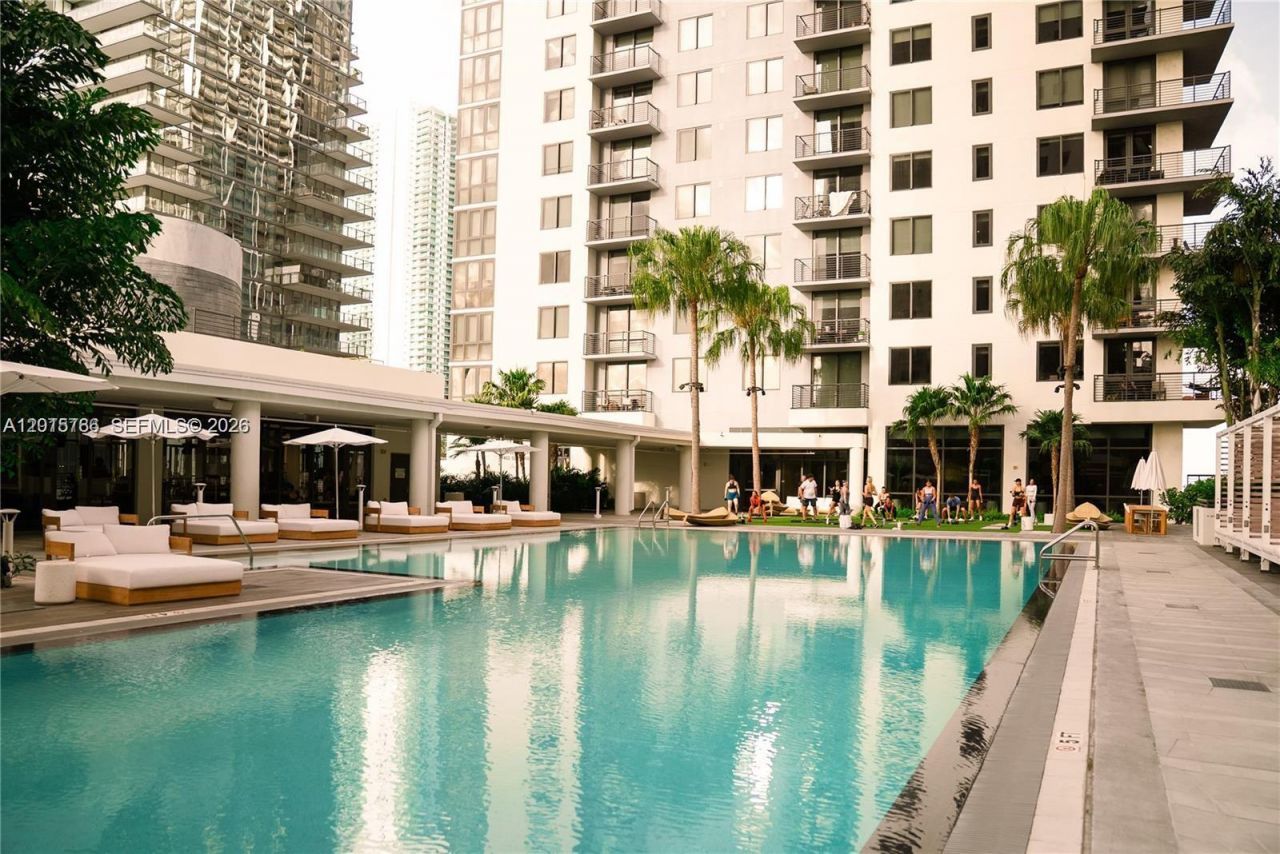275 SW 6th St , Unit 5303, Miami, FL 33130 Photo