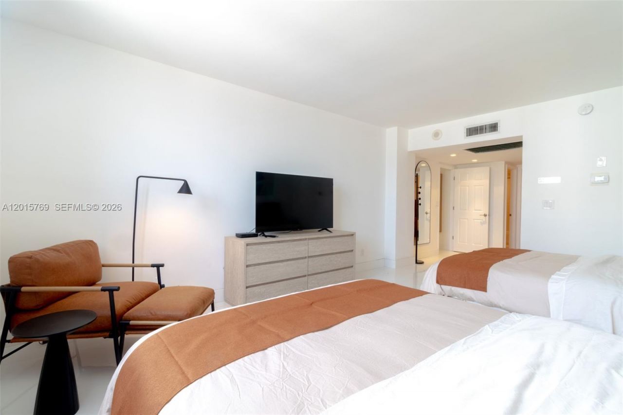 19370 Collins Ave, Unit 902, Sunny Isles Beach, FL 33160 Photo