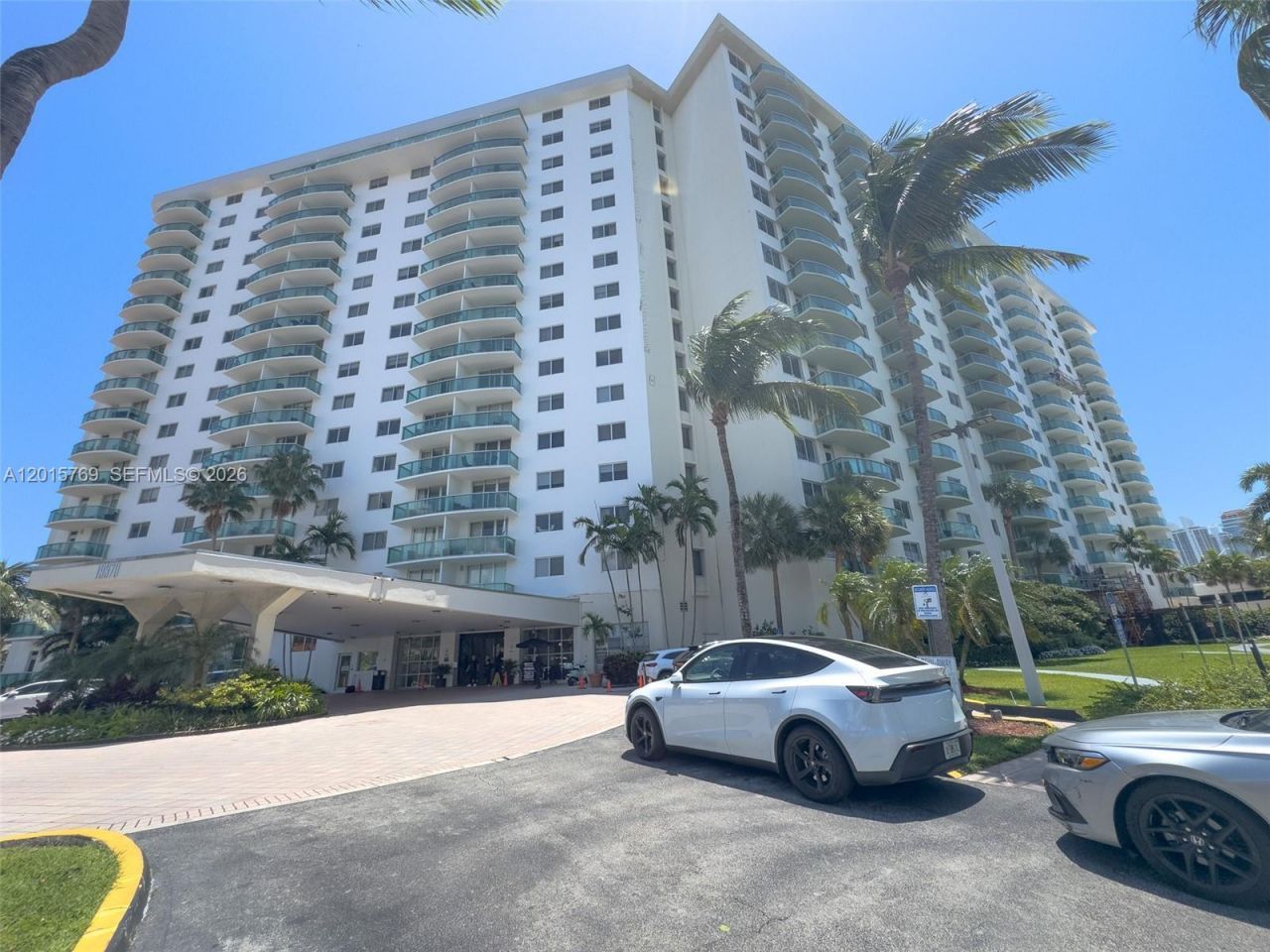 19370 Collins Ave, Unit 902, Sunny Isles Beach, FL 33160 Photo