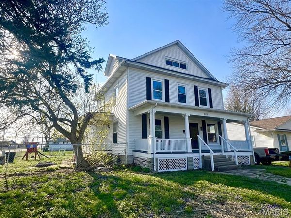 803 N State Street , Litchfield, IL 62056