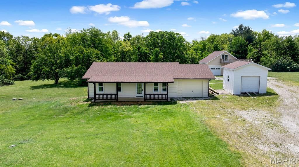 19316 Durango Drive , Warrenton, MO 63383 Main Photo